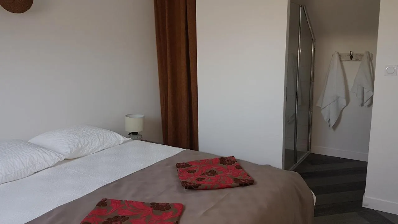 Les Gites Du Haut Pin Calorguen Tatil Evi