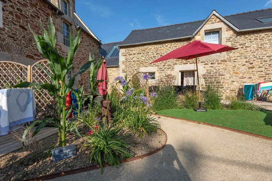 Les Gites Du Haut Pin Calorguen Tatil Evi